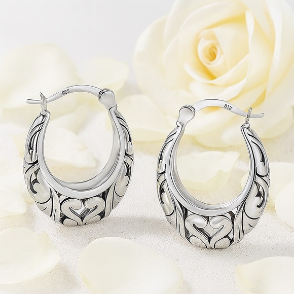 Jewelry - 2pcs Vintage Hollow 925 Sterling Silver Earrings for Women.